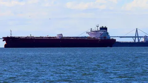 US Intercepts Another Venezuelan Oil Tanker Amid Ongoing Sanctions