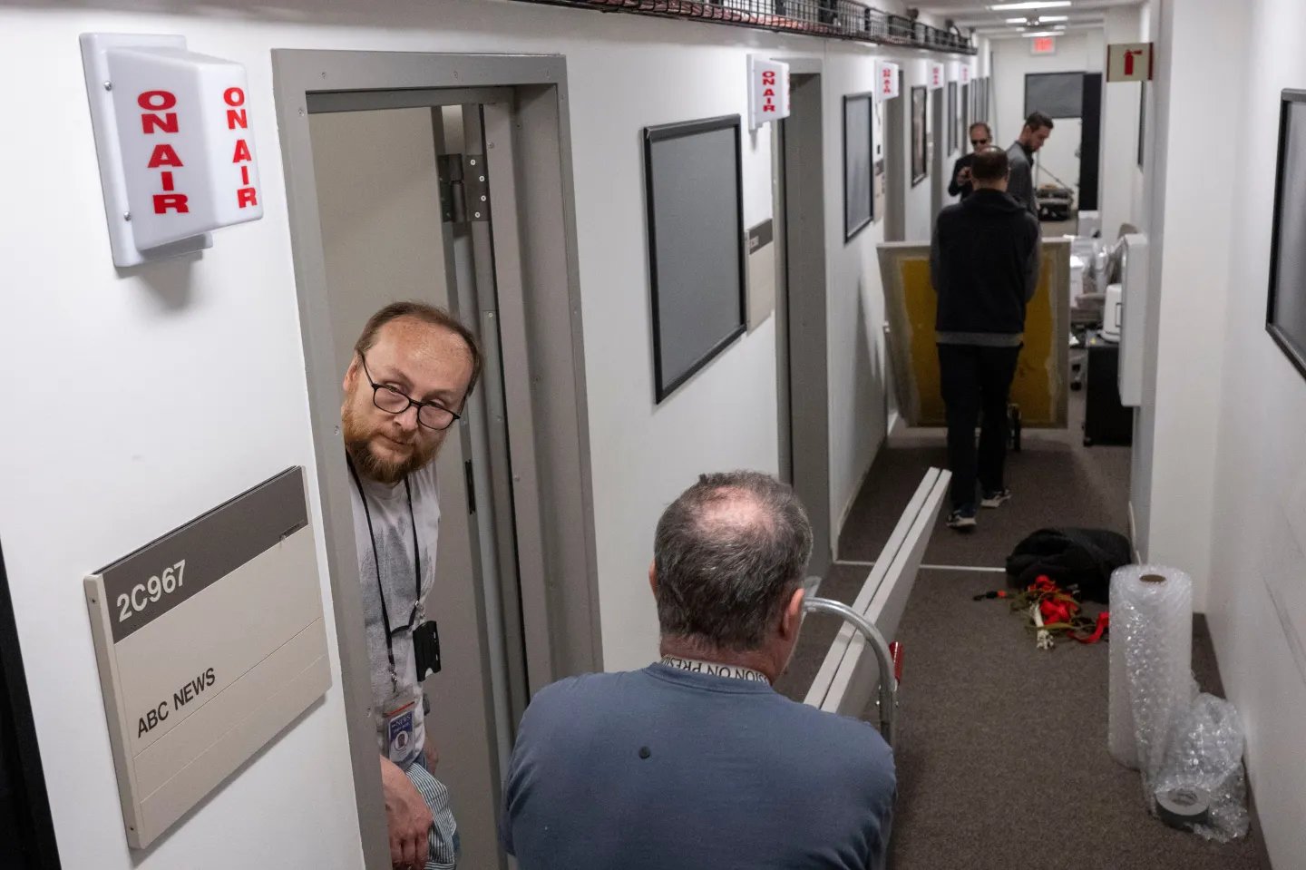 Press Corps Exits Pentagon in Protest Over New Reporting Restrictions