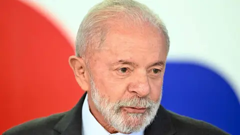 Trump and Lula Engage in Friendly Dialogue Amid Trade Tensions
