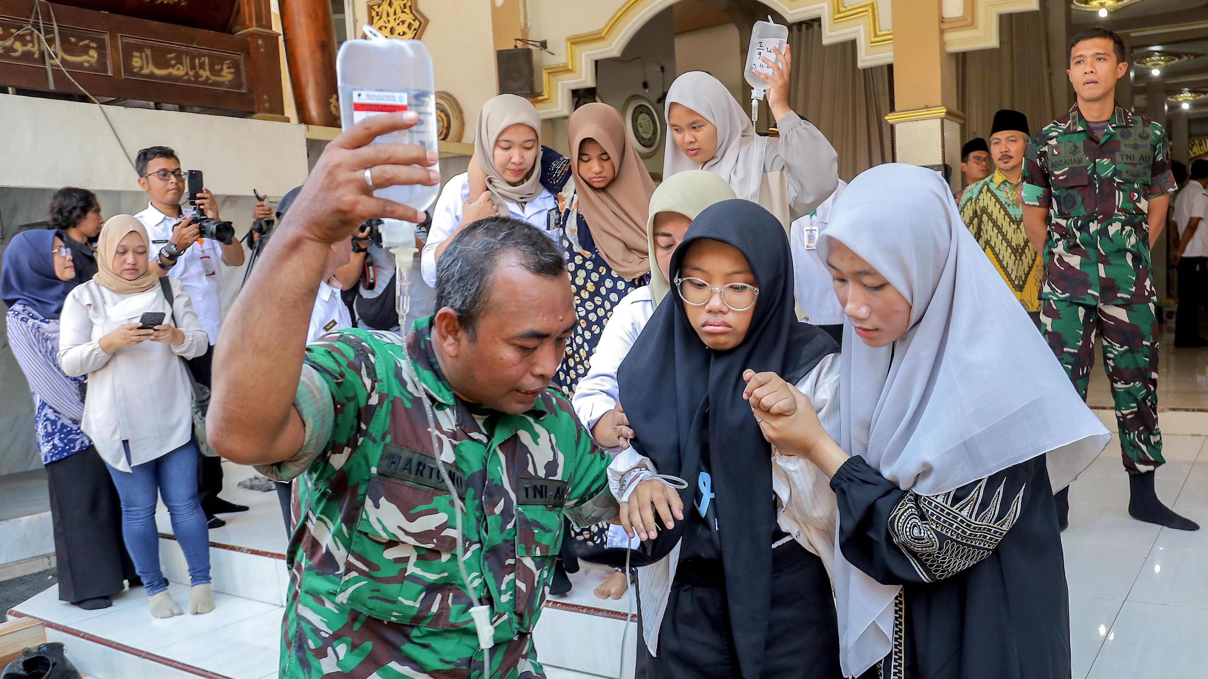 Mass Food Poisoning in Indonesia Highlights Risks of Large‑Scale School Nutrition Schemes