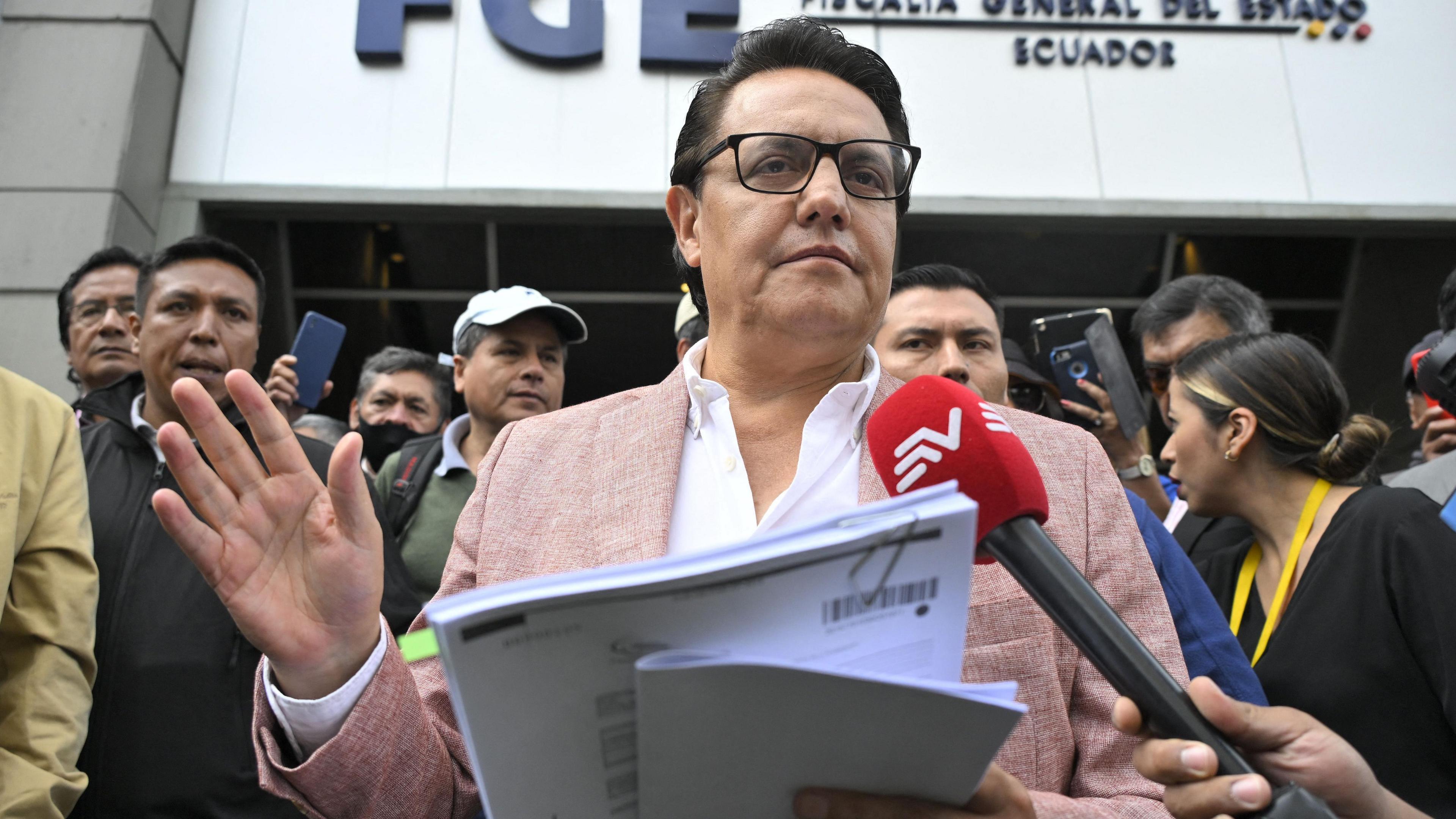 Ecuador Charges Former Interior Minister Over Presidential Candidate Assassination