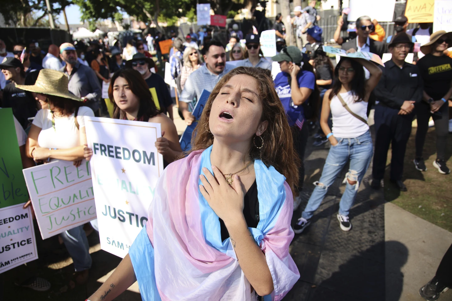 California Enacts Landmark Ban on Masked Law Enforcement