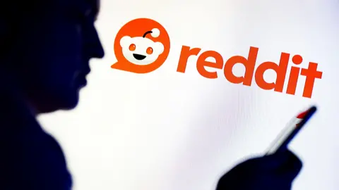 Reddit Opposes Australia's Social Media Ban for Children in High Court Challenge