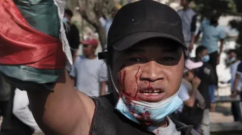 Madagascar Government Alleges Power Grab Amid Protests