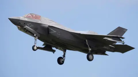 Trump Pressures Turkey on Russian Oil Purchases Amid F-35 Deal Talks