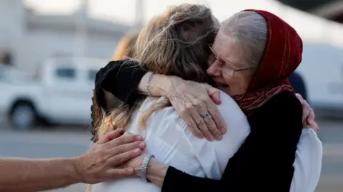 Emotional Reunion: British Couple Freed from Taliban Detention Returns to the UK