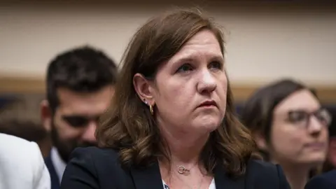 Supreme Court Considers Trump's Authority Over Federal Agency Officials